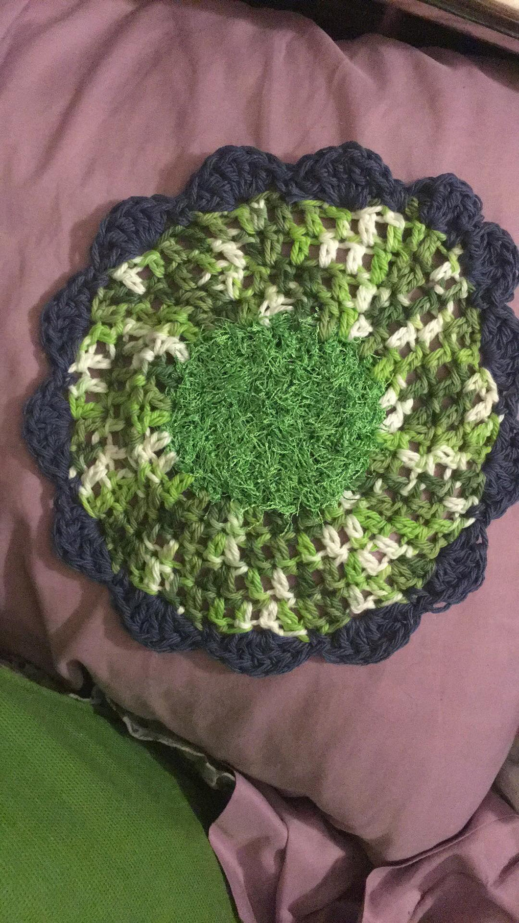 Green Variegated Dishrag w/ Scrubby and Scallop
