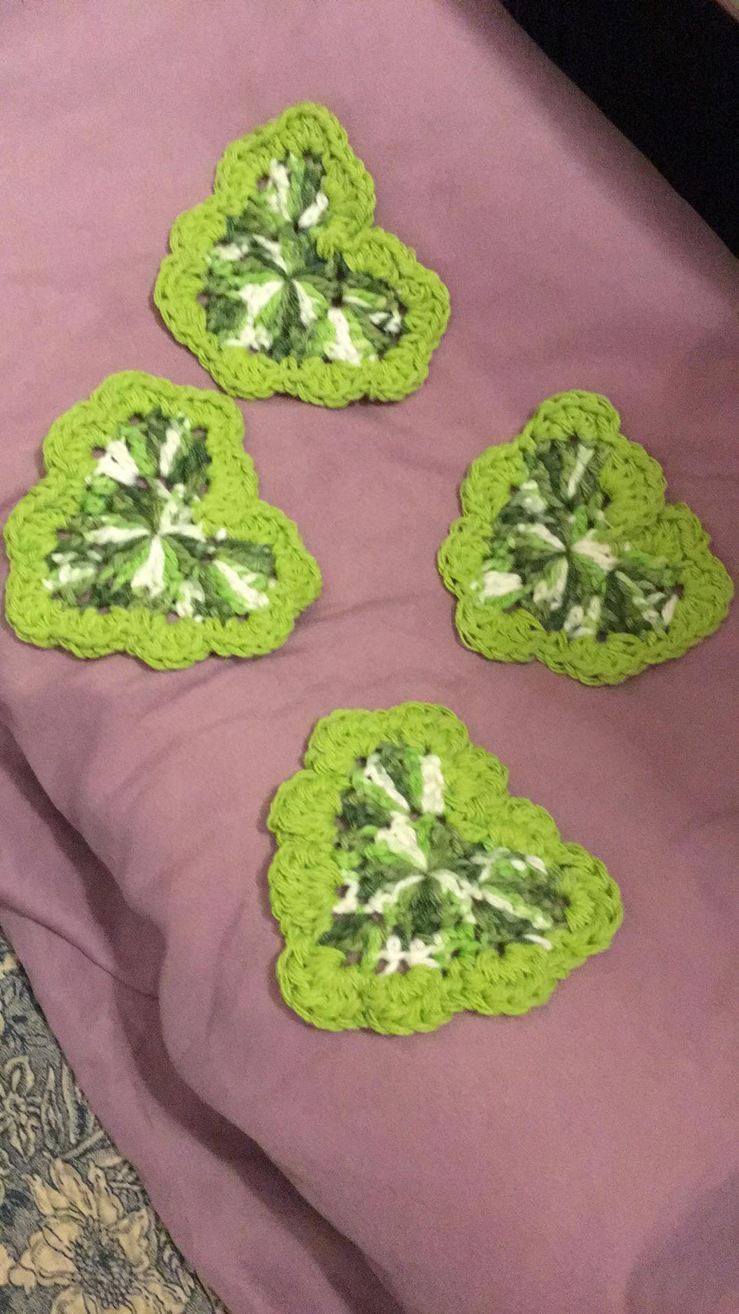 Green Variegated Heart coasters w/ Scallop